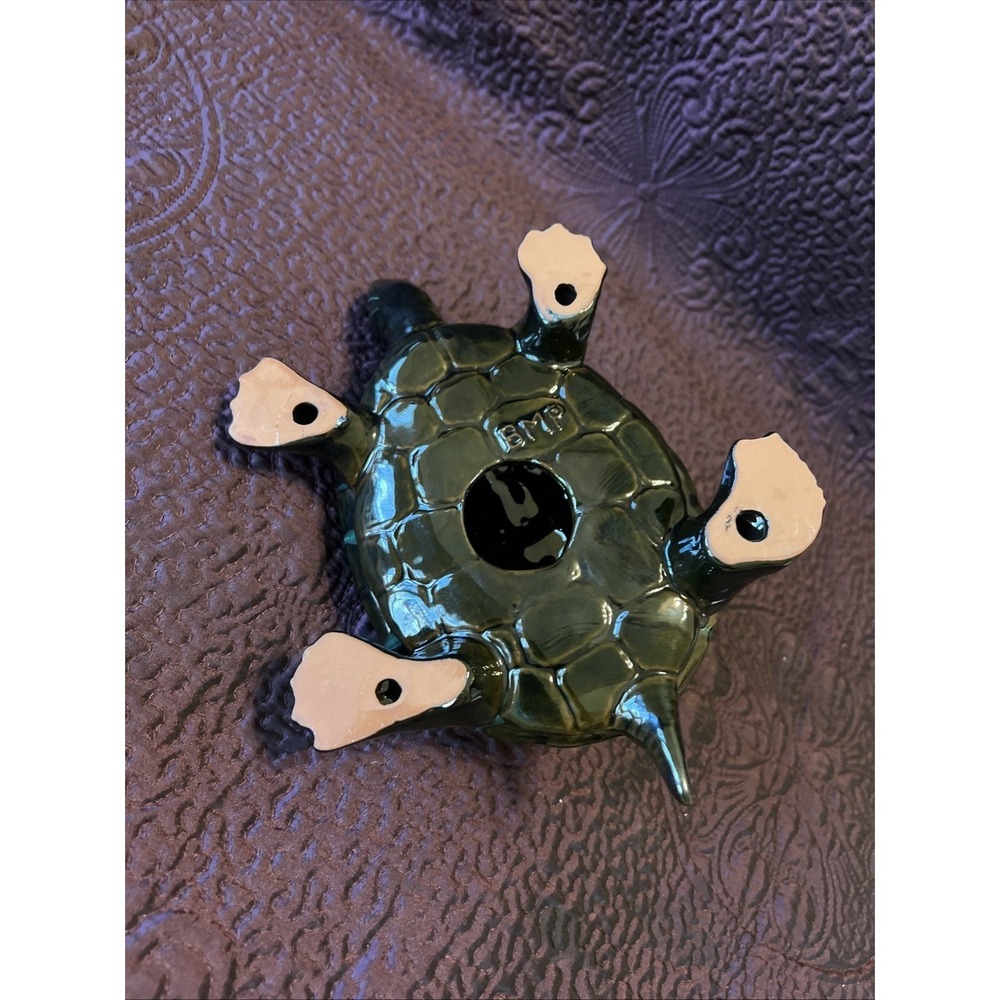 Vintage Blue Mountain Pottery Sea Turtle Canada Green Drip Glaze BMP 9x7x4 Walks - Picture 9 of 14